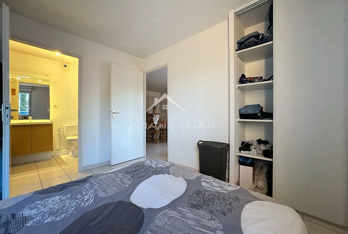 Appartement F2 avec terrasse à Millau – Vue sur Viaduc 