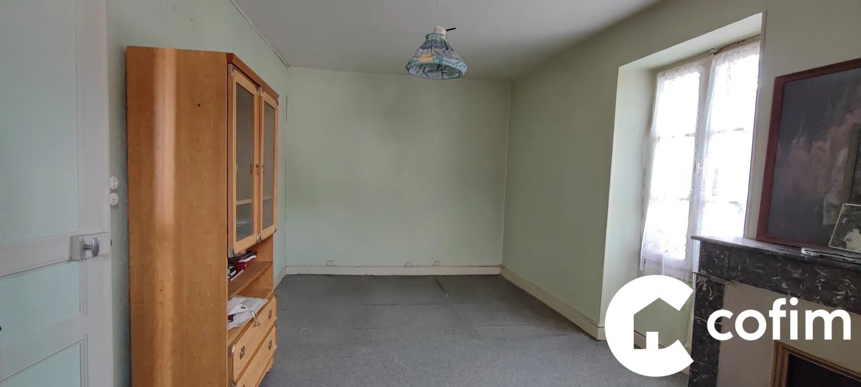 Maison spacieuse de 210 m² avec cour et jardin au cœur de Gan 