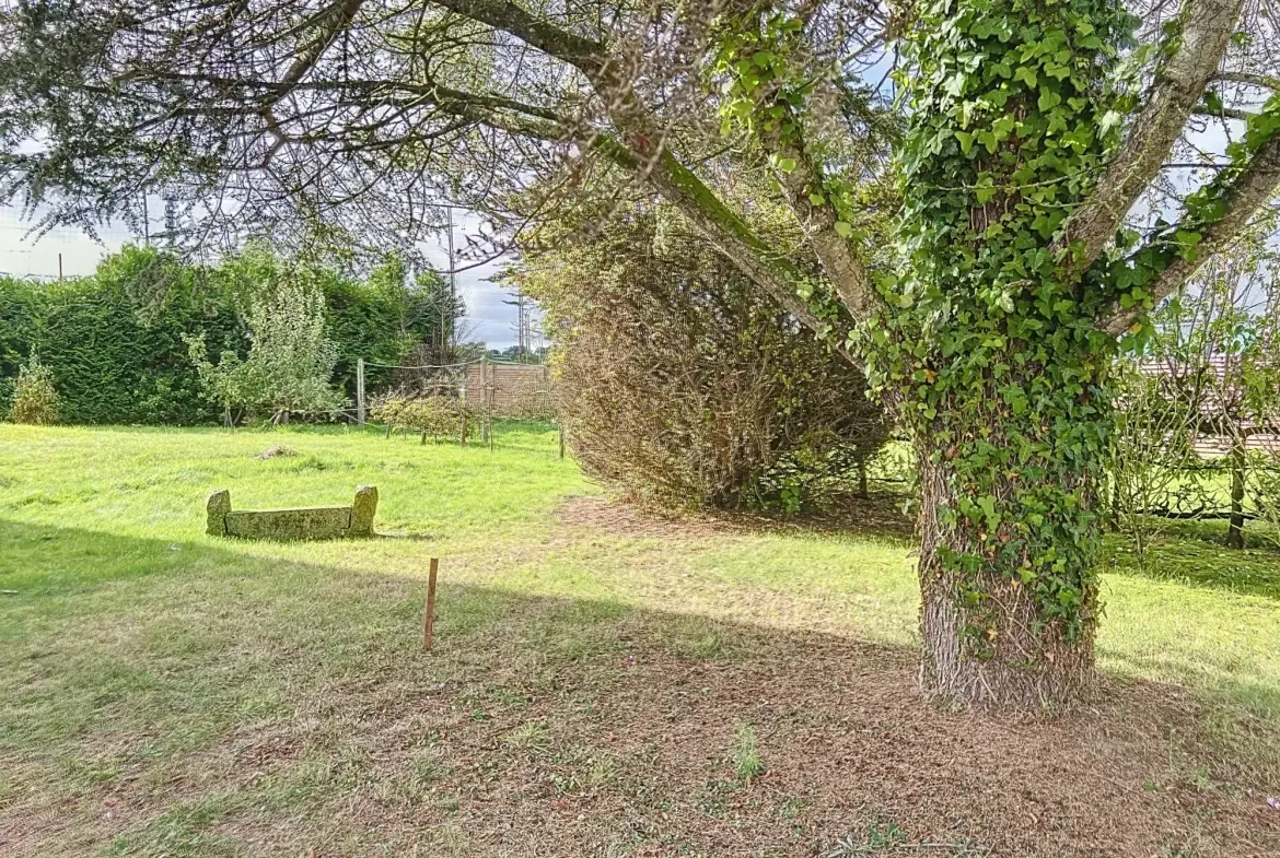 Terrain viabilisé de 574 m² au centre de Quessoy – Opportunité à saisir 