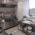 Fonds de commerce restaurant rapide à Paris 11 – Local avec grande cuisine et clientèle variée