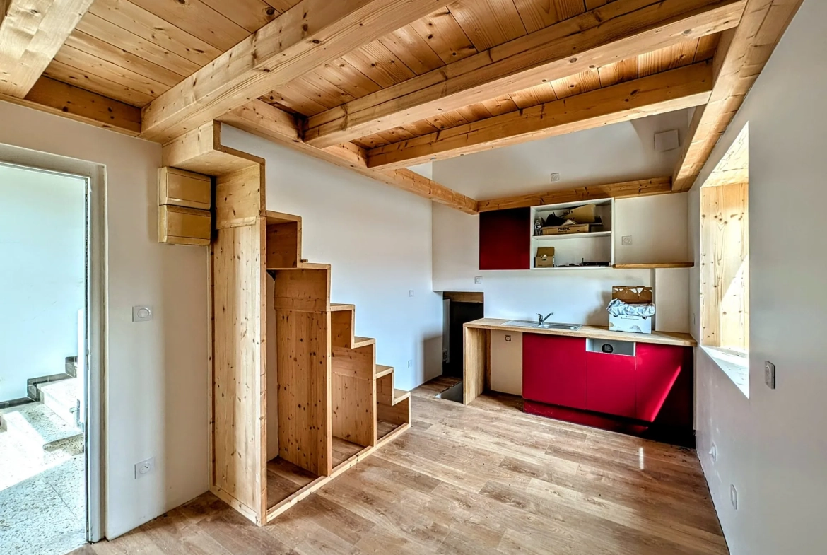 T1 bis mezzanine 1er étage 99 500 Appartements à vendre à Taninges – Opportunités d'investissement locatif 