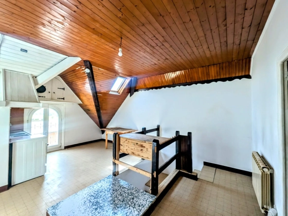 T2 dernier étage 89 500 Appartements à vendre à Taninges – Opportunités d'investissement locatif