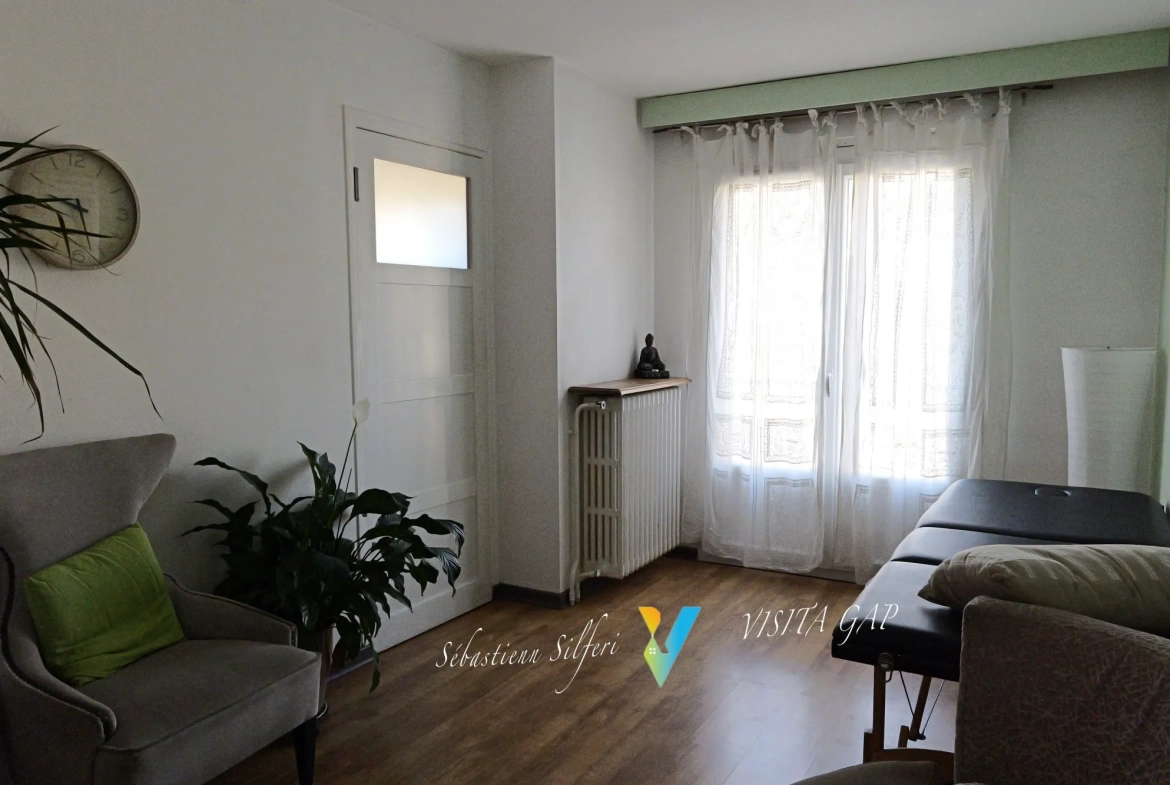 Appartement T2 professionnel à Gap – 38 m² avec ascenseur en exclusivité 
