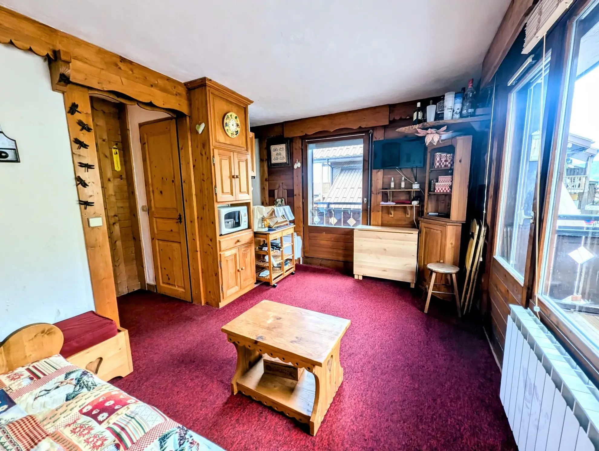Studio lumineux de 26 m² à vendre au centre des Carroz d'Arâches 