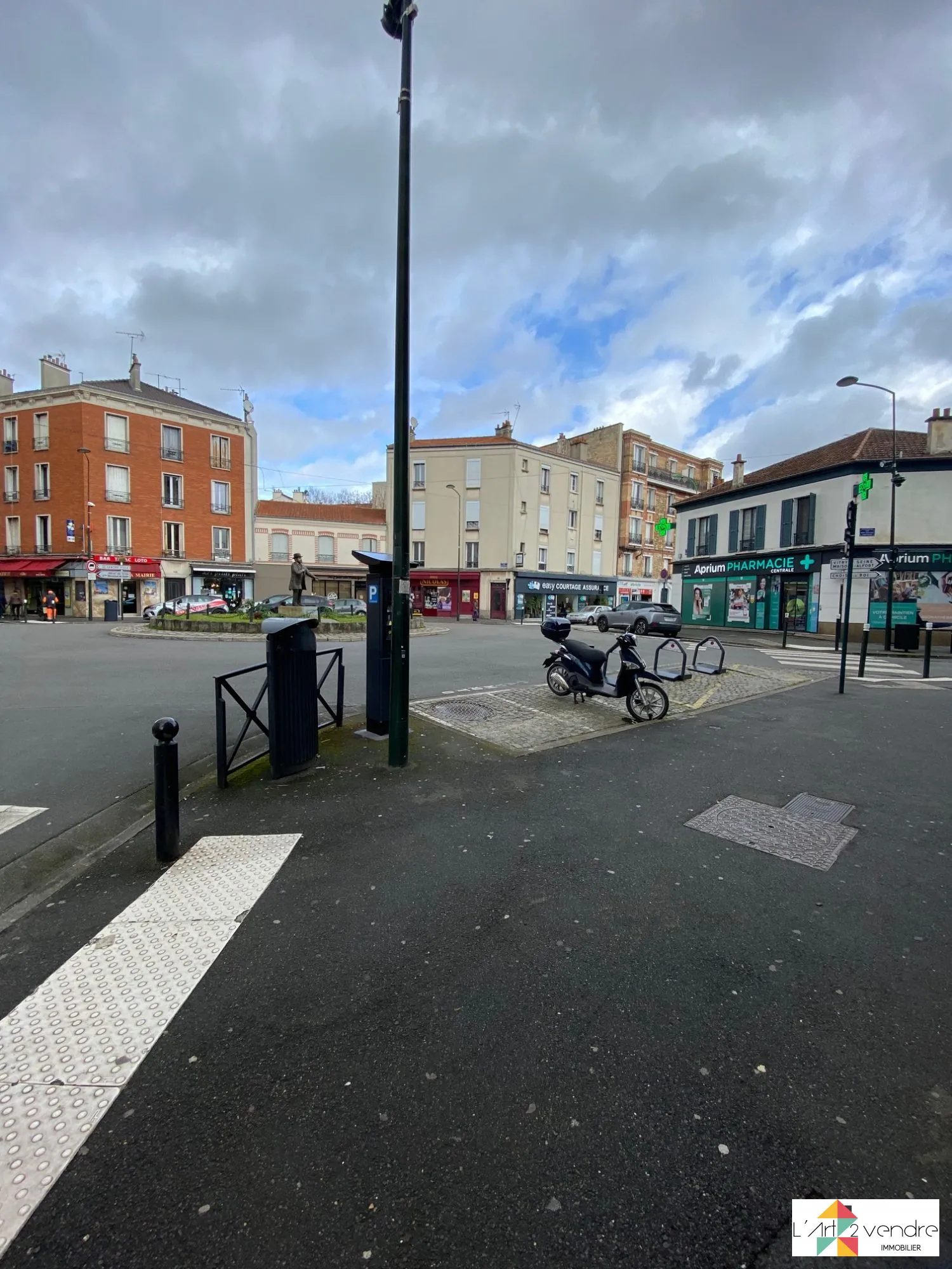 Appartement 2 pièces rénové avec cave à Alfortville secteur Mairie 