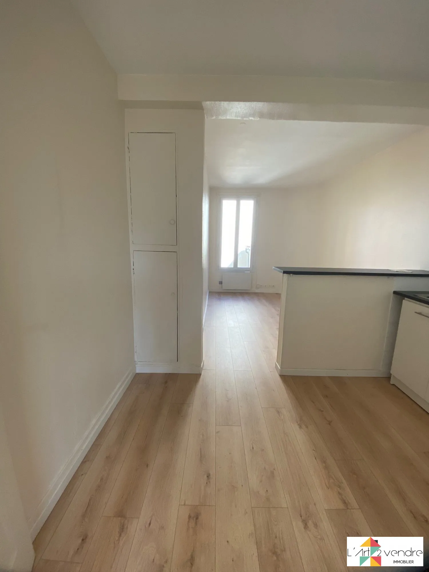 Appartement 2 pièces rénové avec cave à Alfortville secteur Mairie 