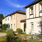 Investissez dans un appartement T2 duplex en résidence de tourisme à Montignac-Lascaux
