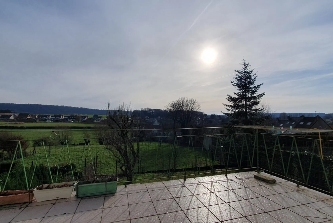 Maison semi plain-pied avec garage et jardin sud à Samer 