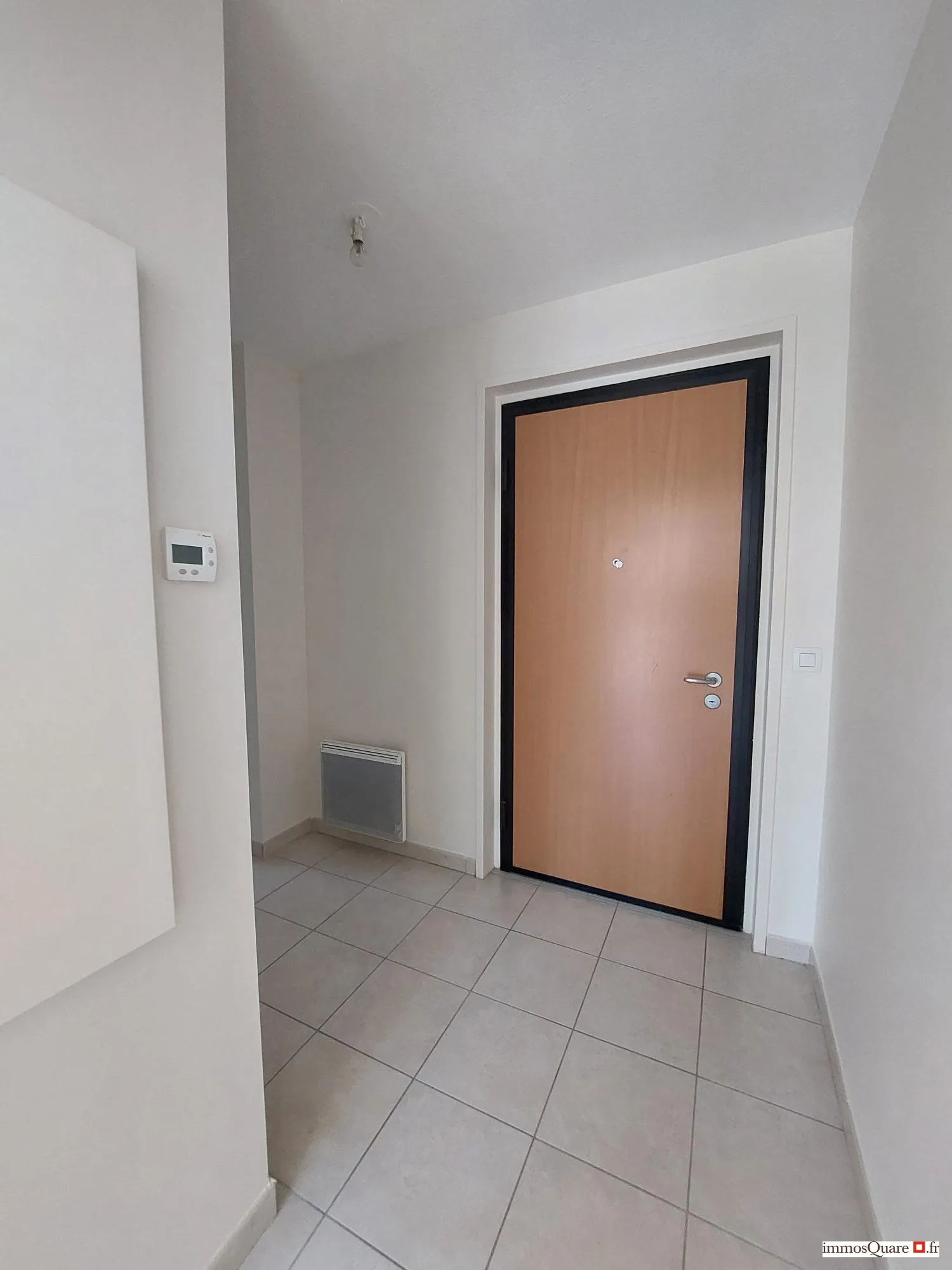 Appartement 2 pièces avec terrasse à Eybens – Résidence avec ascenseur et parking privé 