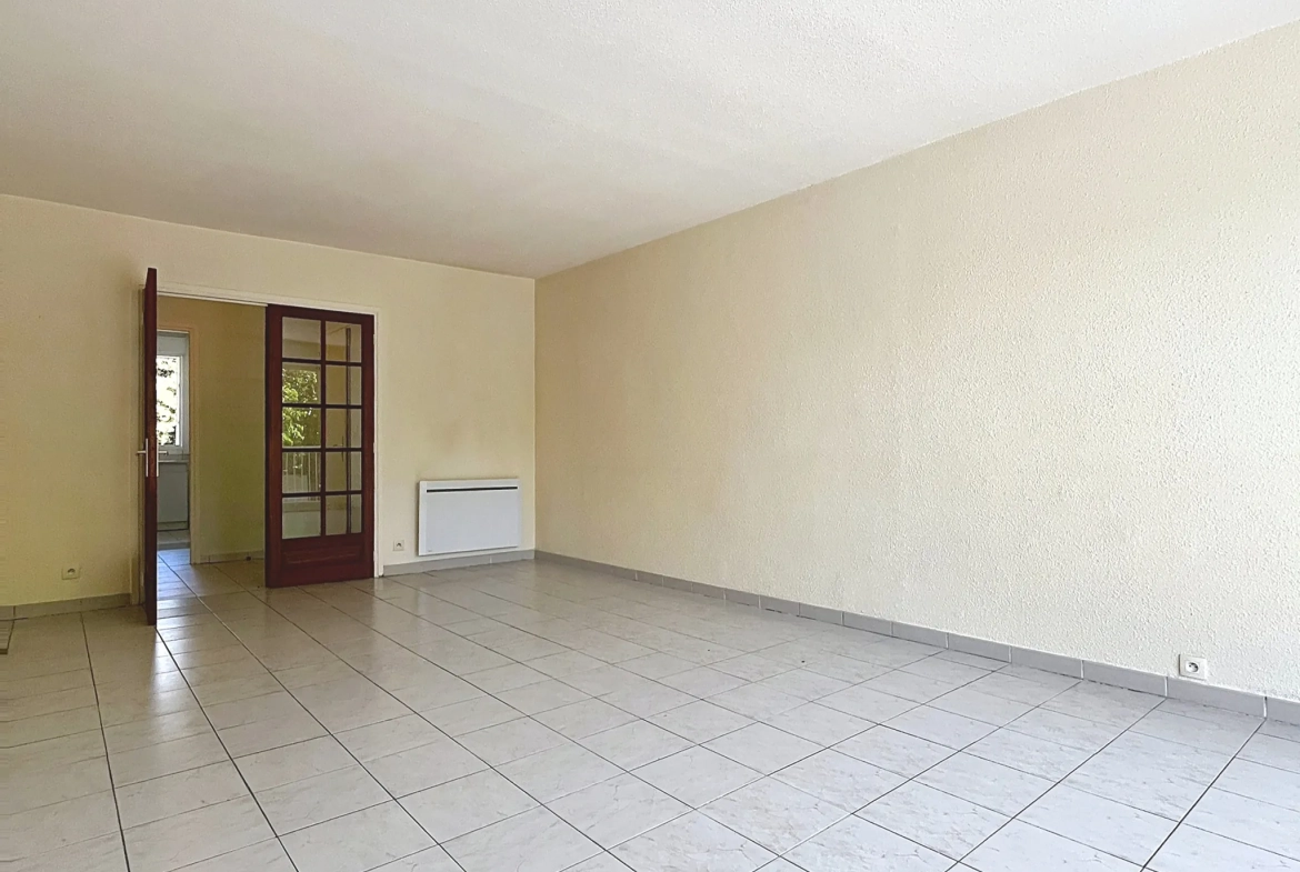 Bel appartement traversant de 68m² proche de la mer à La Rochelle 