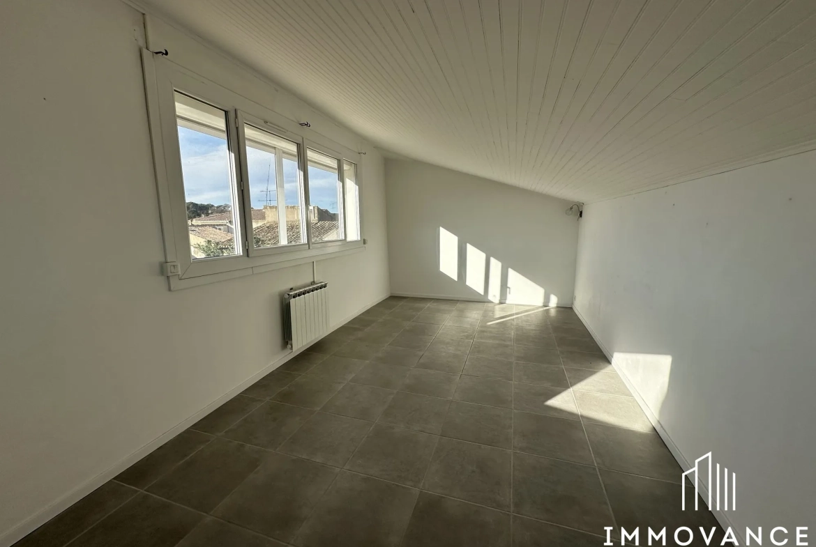Maison de village spacieuse de 139 m² à Aigues Vives - Idéale famille ou colocation 