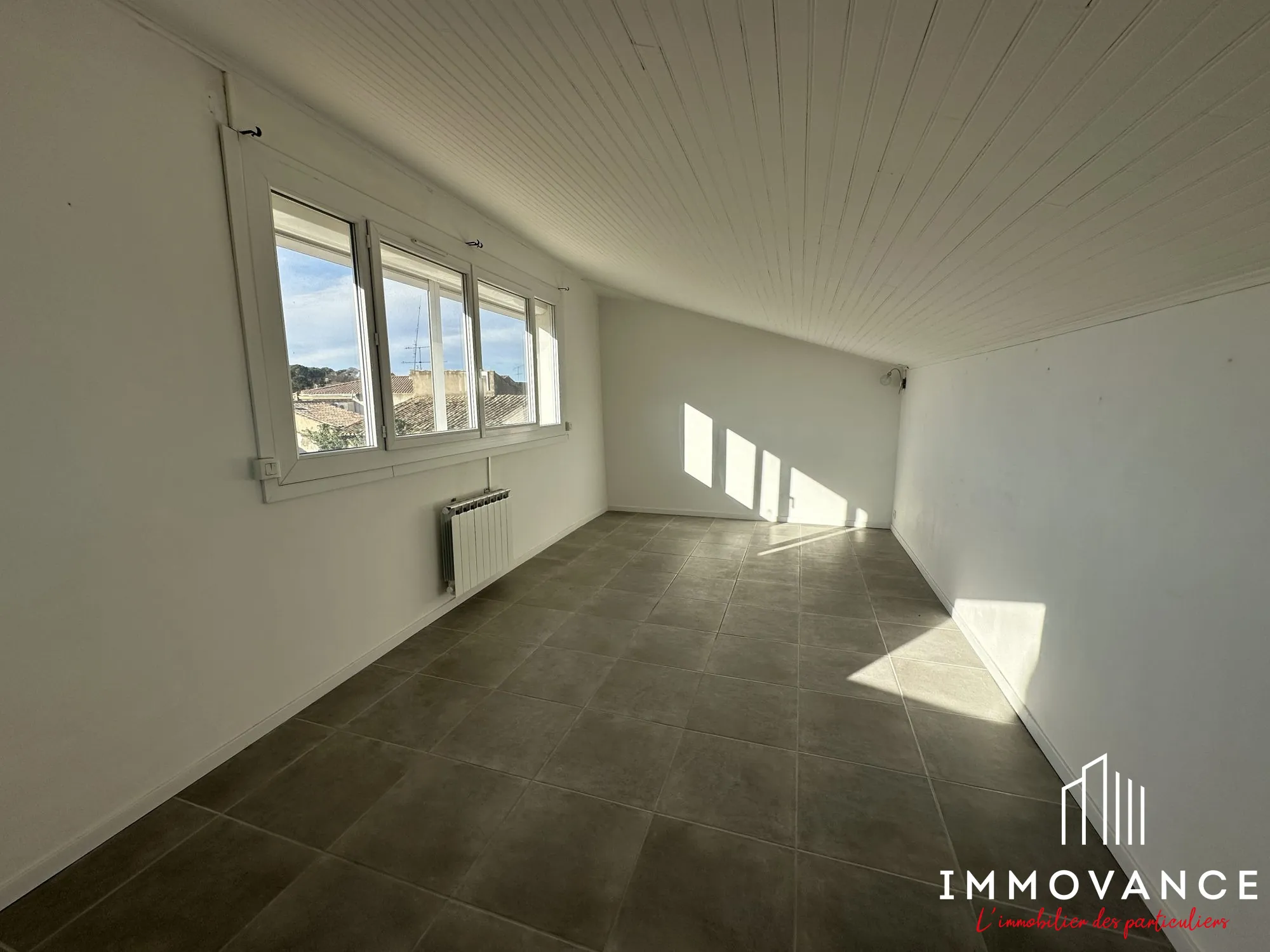 Maison de village spacieuse de 139 m² à Aigues Vives - Idéale famille ou colocation 