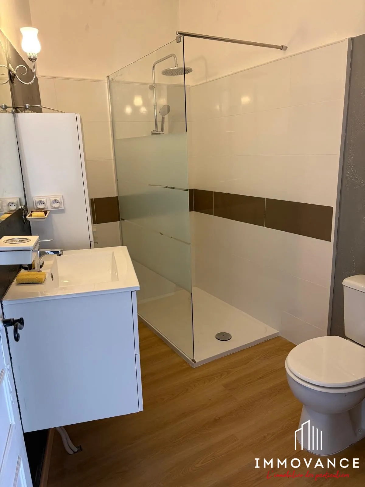 Maison de village spacieuse de 139 m² à Aigues Vives - Idéale famille ou colocation 