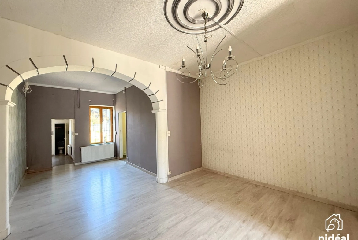 Maison individuelle à vendre avec jardin à Hautmont - 120 m² 