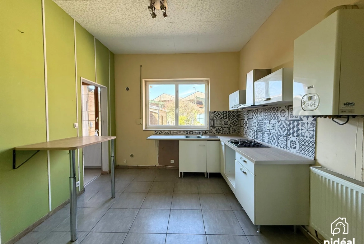 Maison individuelle à vendre avec jardin à Hautmont - 120 m² 