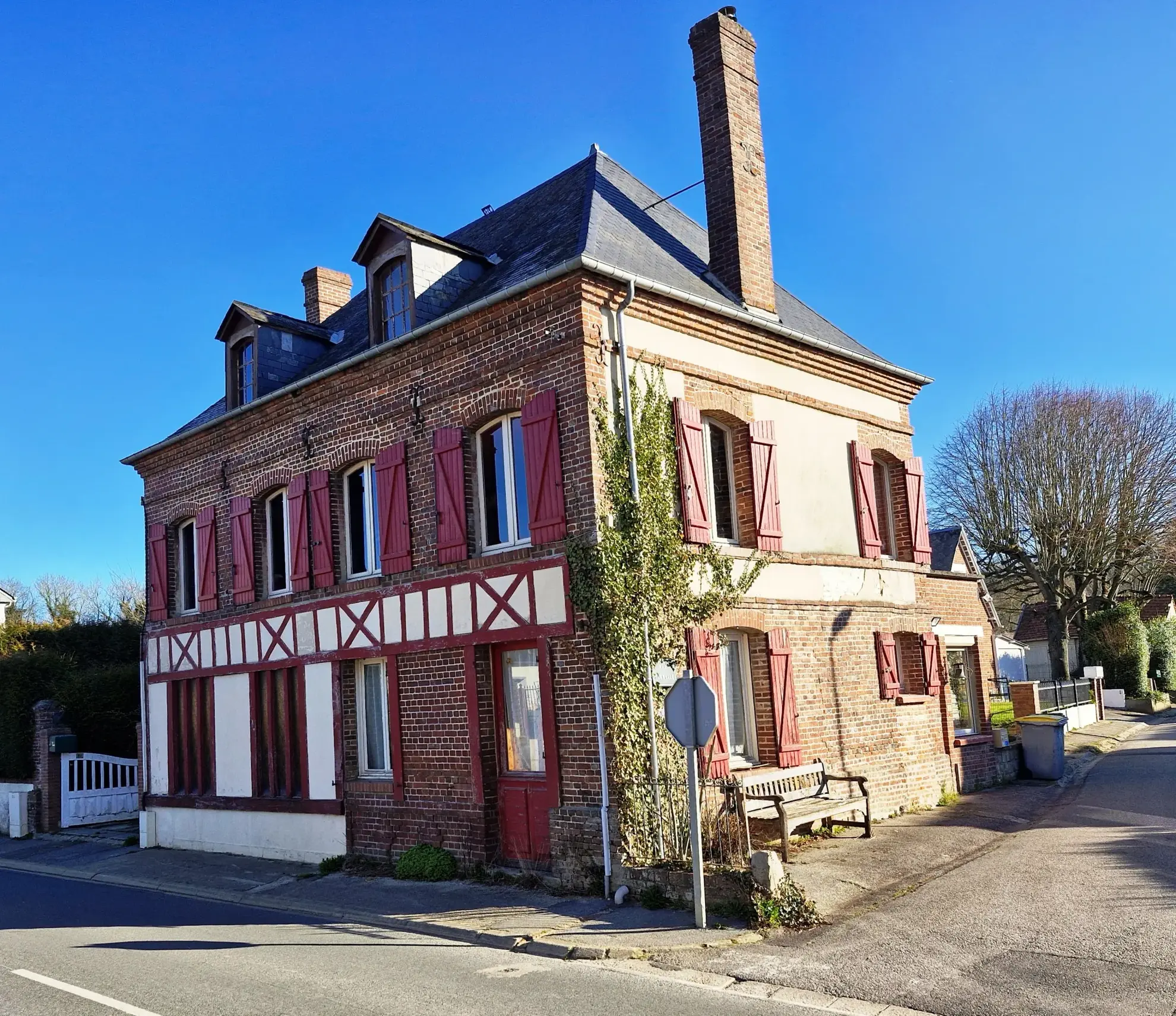 Maison de village avec 4 chambres à Gueures, proche mer et Dieppe 