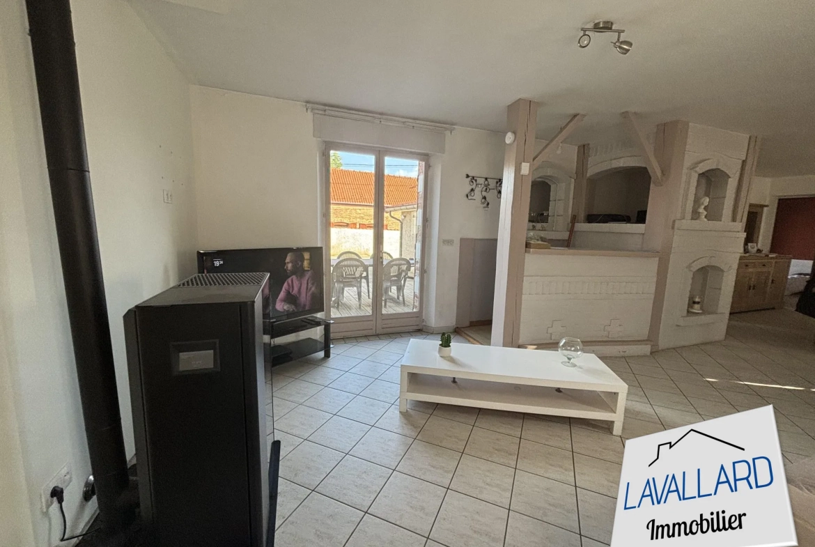 Maison à vendre à Bray-sur-Somme – Pavillon de 84 m² avec jardin et garage 