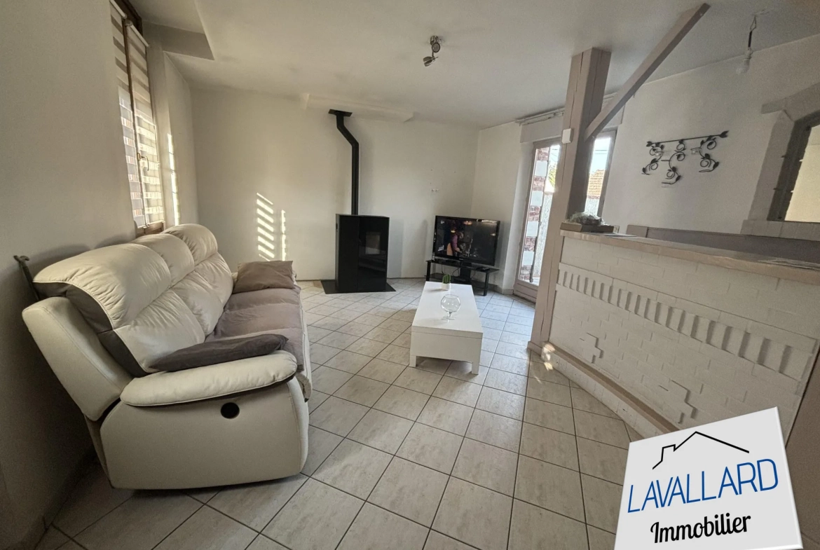 Maison à vendre à Bray-sur-Somme – Pavillon de 84 m² avec jardin et garage 