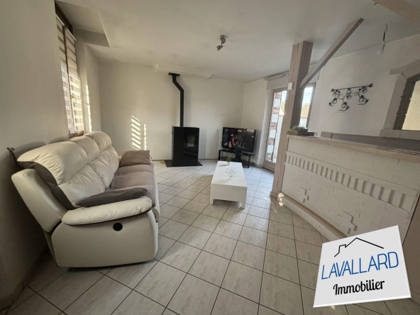 Maison à vendre à Bray-sur-Somme – Pavillon de 84 m² avec jardin et garage