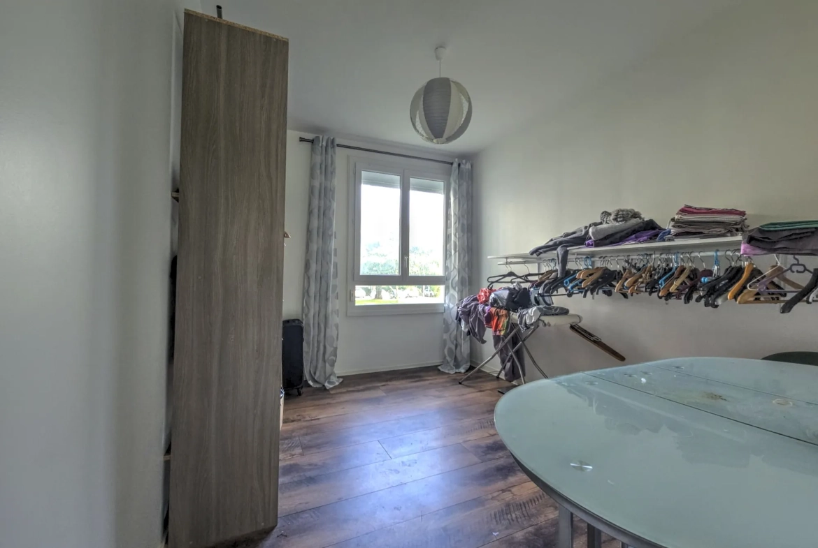 Appartement lumineux de 109 m² avec 4 chambres à Limoges Saint Anne 