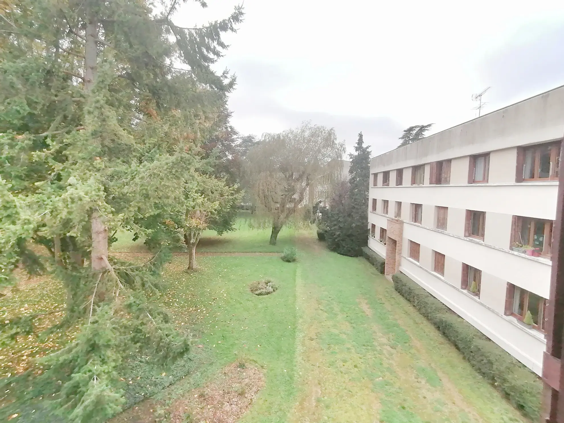 Appartement 4 pièces à L'Étang-La-Ville – Calme, lumineux et sans travaux 