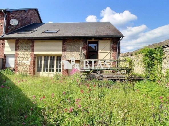 Maison atypique de 99 m² avec terrasse et cave proche écoles - Le Manoir