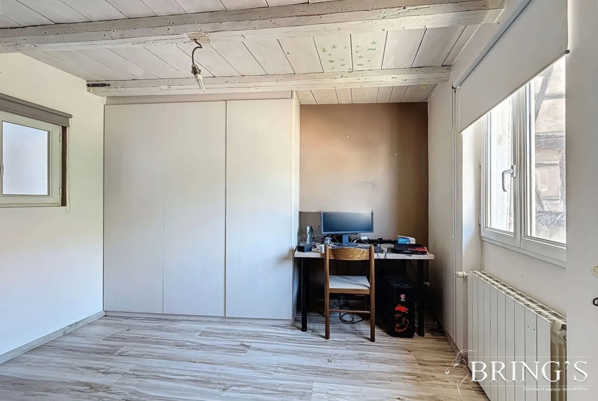 Maison atypique de 70 m² à Dambach-la-Ville, charme et potentiel d'investissement 
