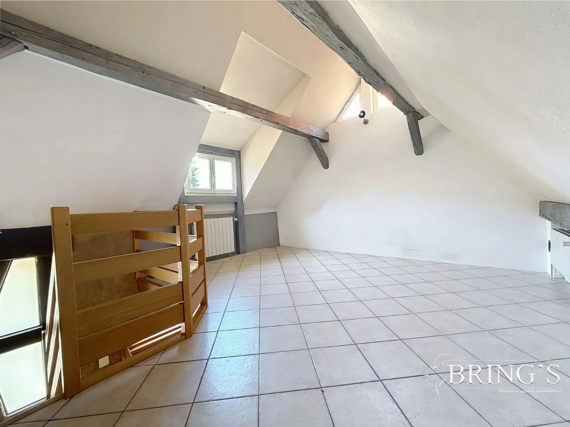 Maison atypique de 70 m² à Dambach-la-Ville, charme et potentiel d'investissement 