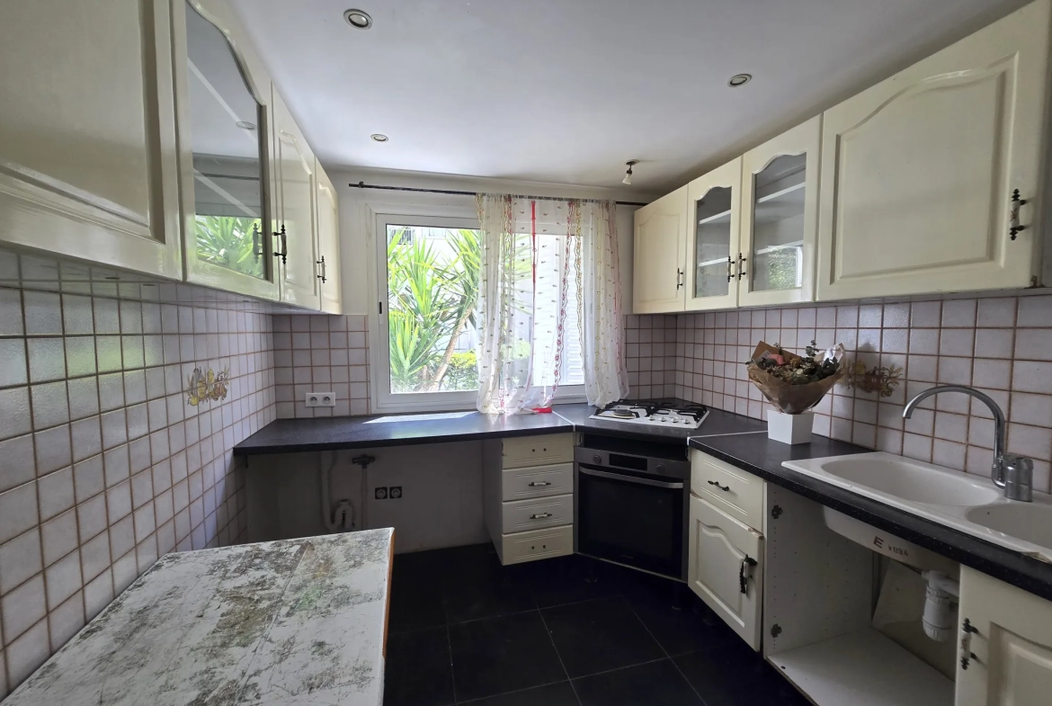 Appartement T3 à Nice avec cave et garage potentiel - Proche transports 