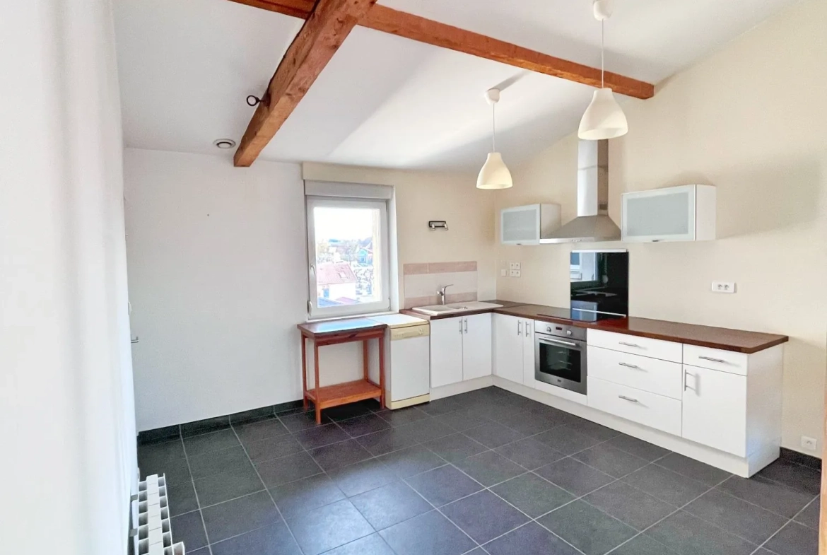 Bel appartement à vendre à Valdoie de 65m² avec cave et proximité commodités 