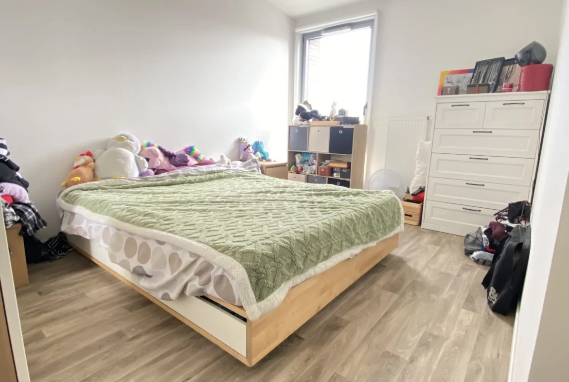 Appartement T3 lumineux avec balcon à Lille – 67 m², emplacement privilégié 