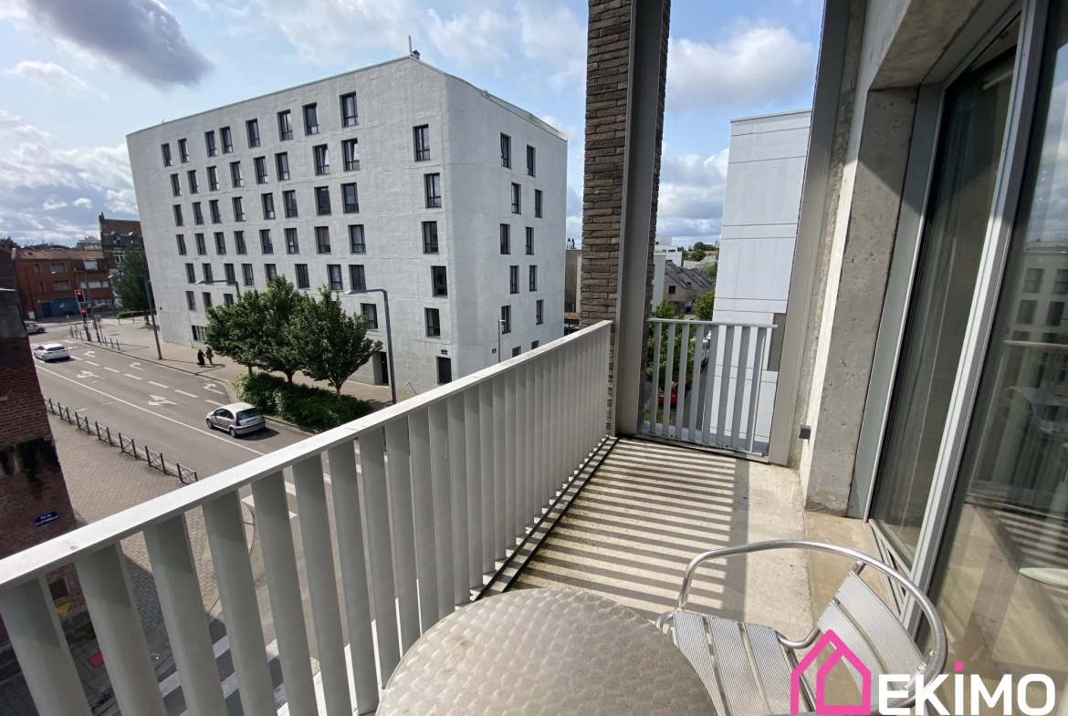Appartement T3 lumineux avec balcon à Lille – 67 m², emplacement privilégié 