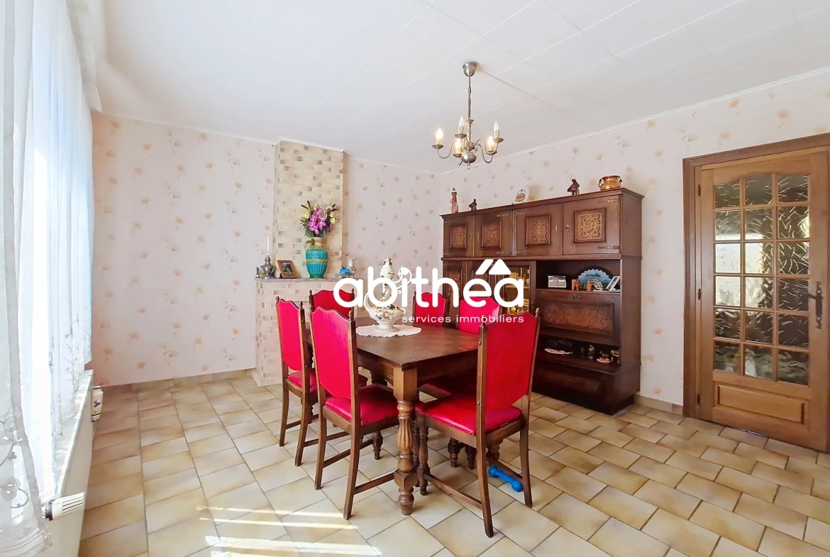Maison à rénover avec 3 chambres, cave et combles aménageables à Billy-Berclau 