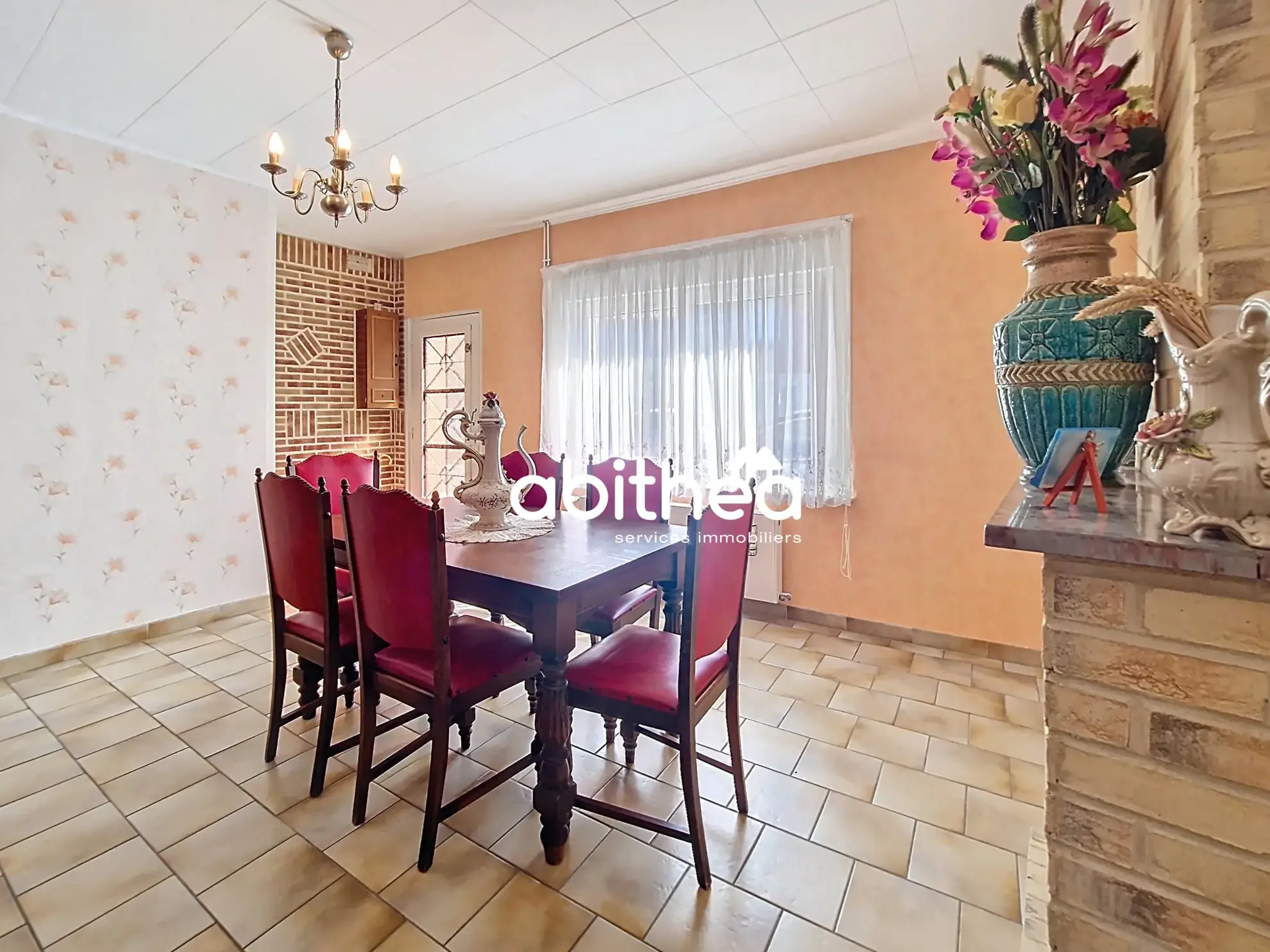 Maison à rénover avec 3 chambres, cave et combles aménageables à Billy-Berclau 