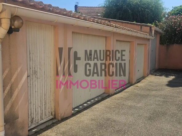 Local de stockage à vendre à Carpentras - Idéal pour entreposage