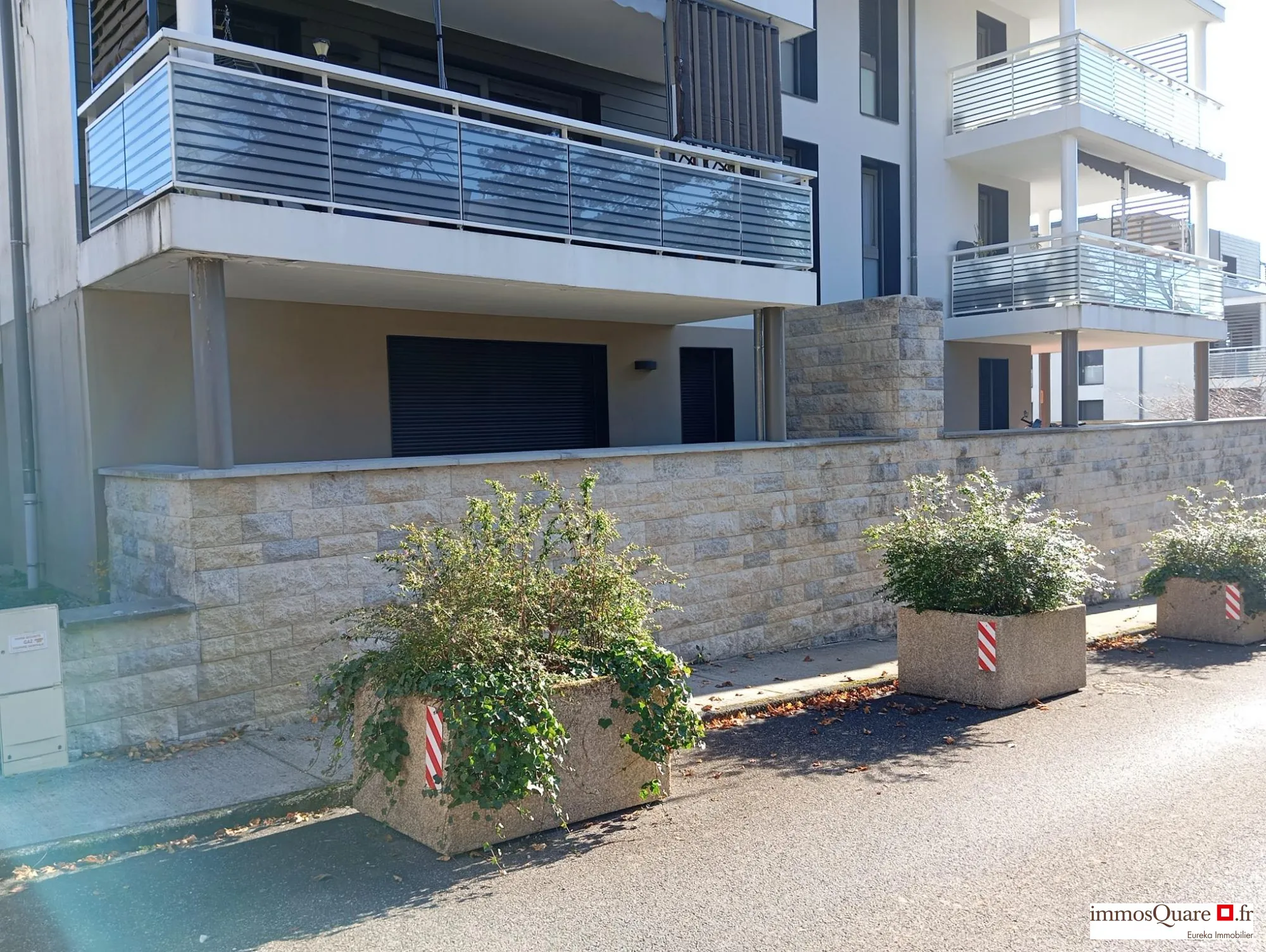 Appartement T1 à Gex de 33 m² avec stationnement et ascenseur 