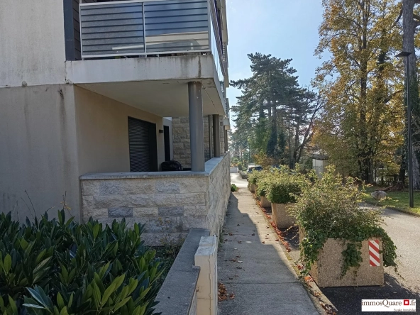 Appartement T1 à Gex de 33 m² avec stationnement et ascenseur