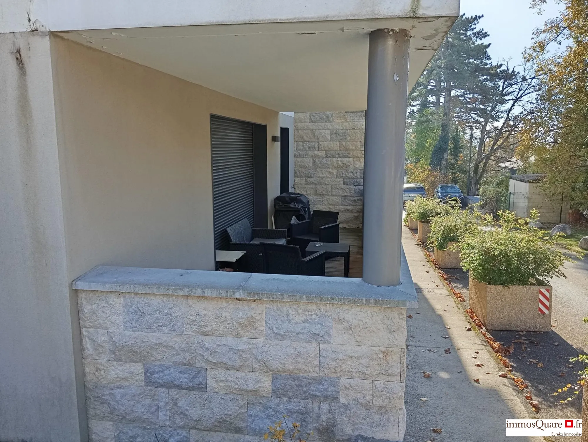 Appartement T1 à Gex de 33 m² avec stationnement et ascenseur 