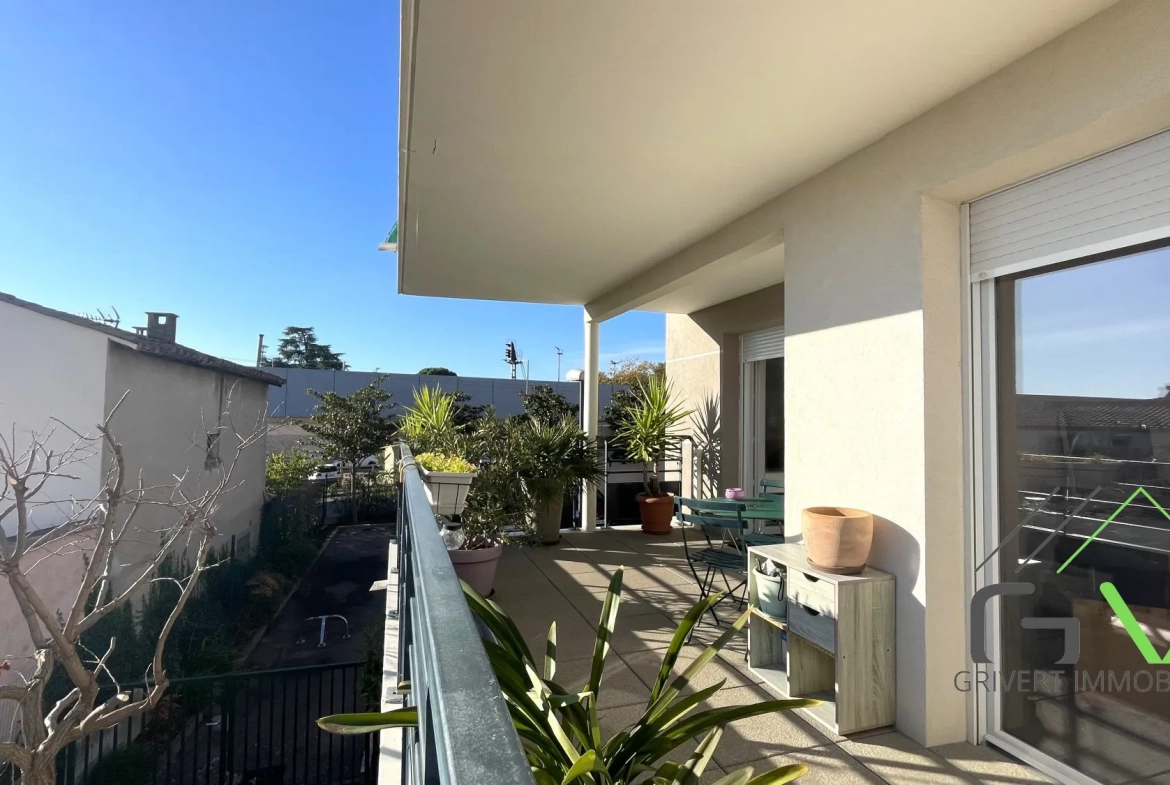 Achat Appartement T3 à Nîmes avec Terrasse Plein Sud, Standing et Parking Inclus 