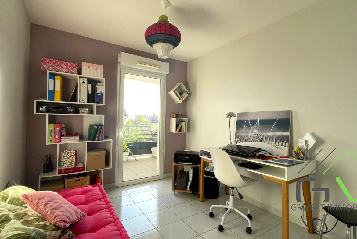 Achat Appartement T3 à Nîmes avec Terrasse Plein Sud, Standing et Parking Inclus 