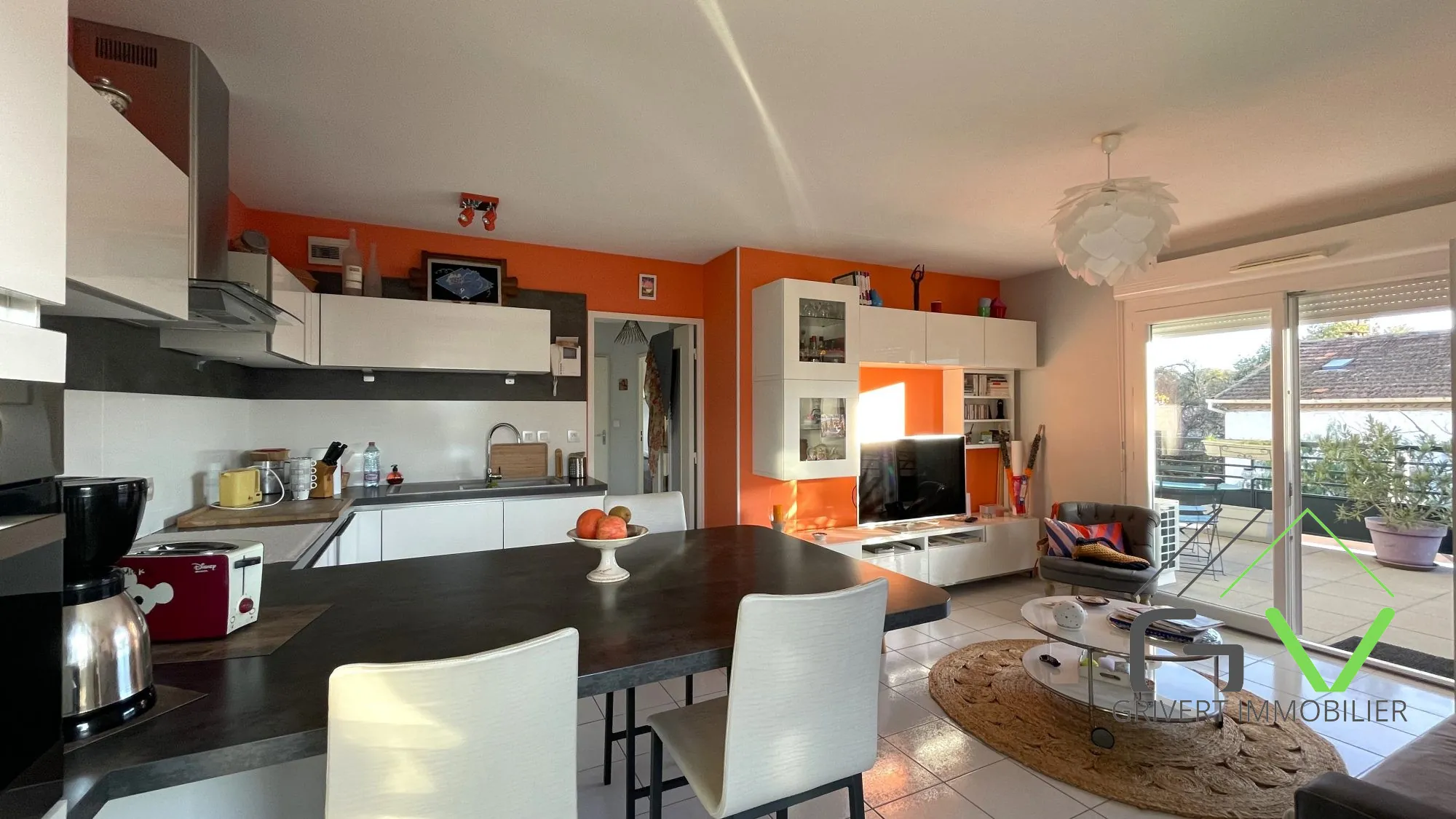 Achat Appartement T3 à Nîmes avec Terrasse Plein Sud, Standing et Parking Inclus 