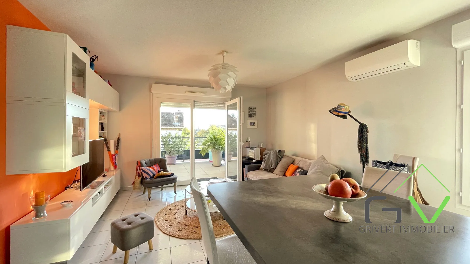Achat Appartement T3 à Nîmes avec Terrasse Plein Sud, Standing et Parking Inclus 