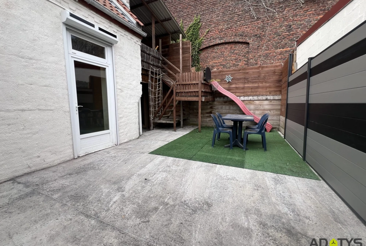 Maison semi-plane à vendre à Auberchicourt avec 3 chambres et jardin 