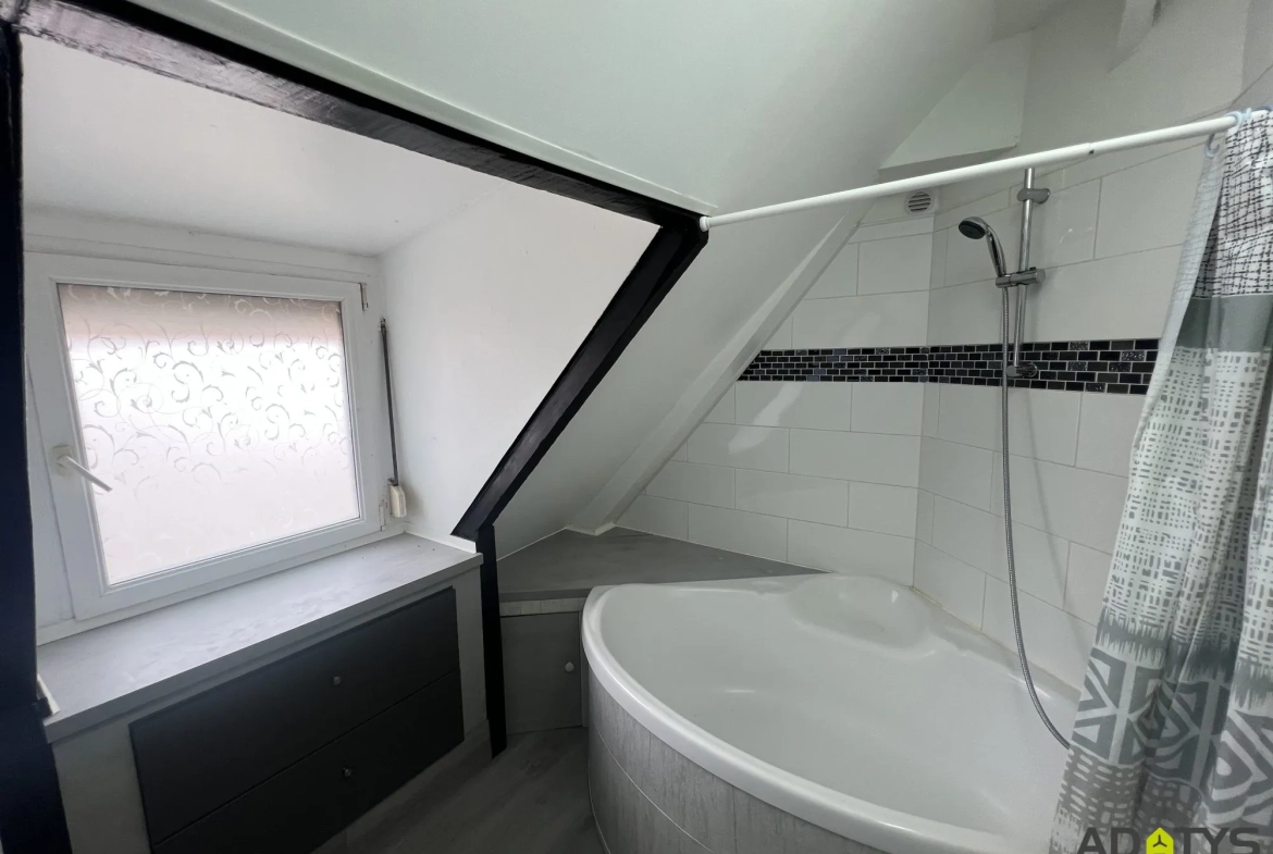 Maison semi-plane à vendre à Auberchicourt avec 3 chambres et jardin 