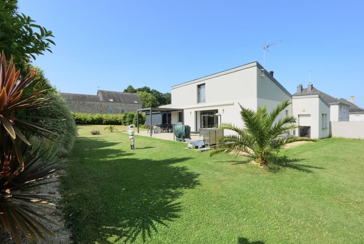 Maison 4 pièces de 125 m² à Avessac avec terrasse en 2012 