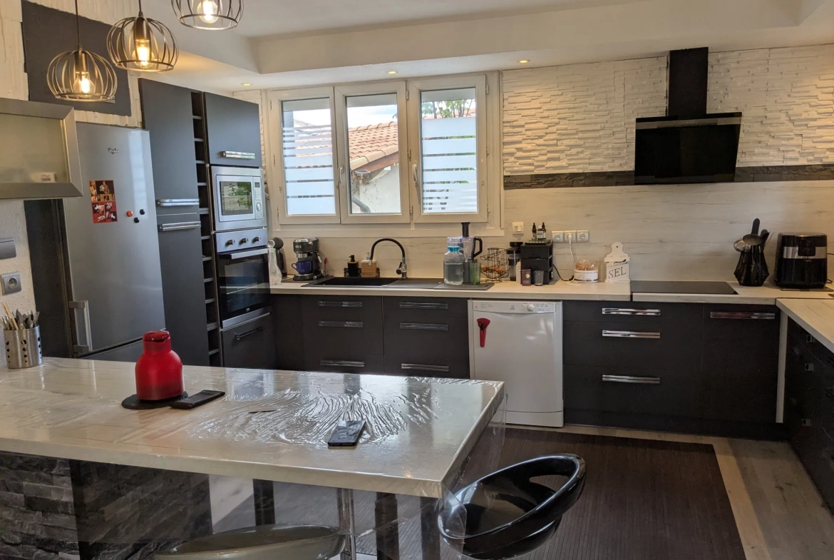 Belle maison de plain-pied de 83 m² à Romans-sur-Isère - Calme et rénovée 