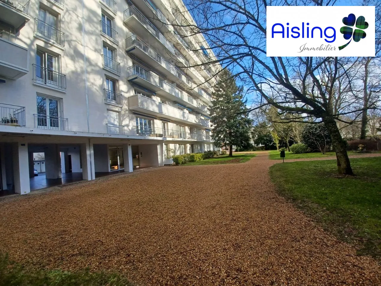 Appartement T3 lumineux avec garage à La Marbellière - Idéal rénovation 
