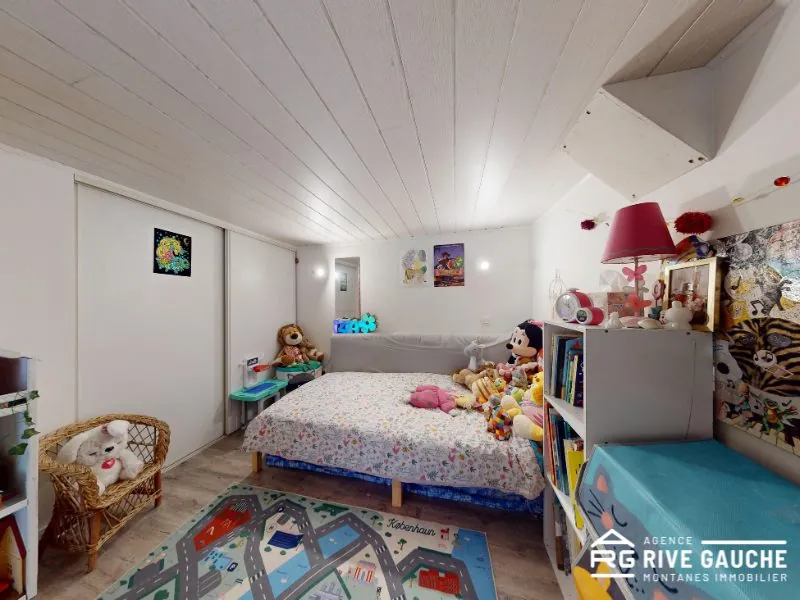 Appartement duplex de 41 m² à Lyon, idéal investisseur, proche commerces et transports 