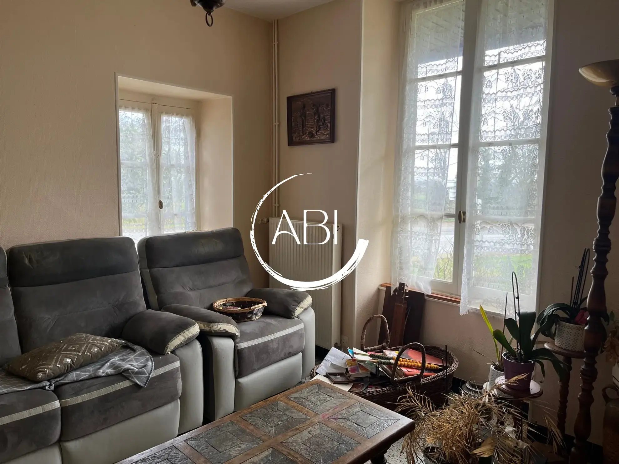 Maison en pierre à rénover avec terrain en Nord Mayenne, 108 m², 3 chambres 
