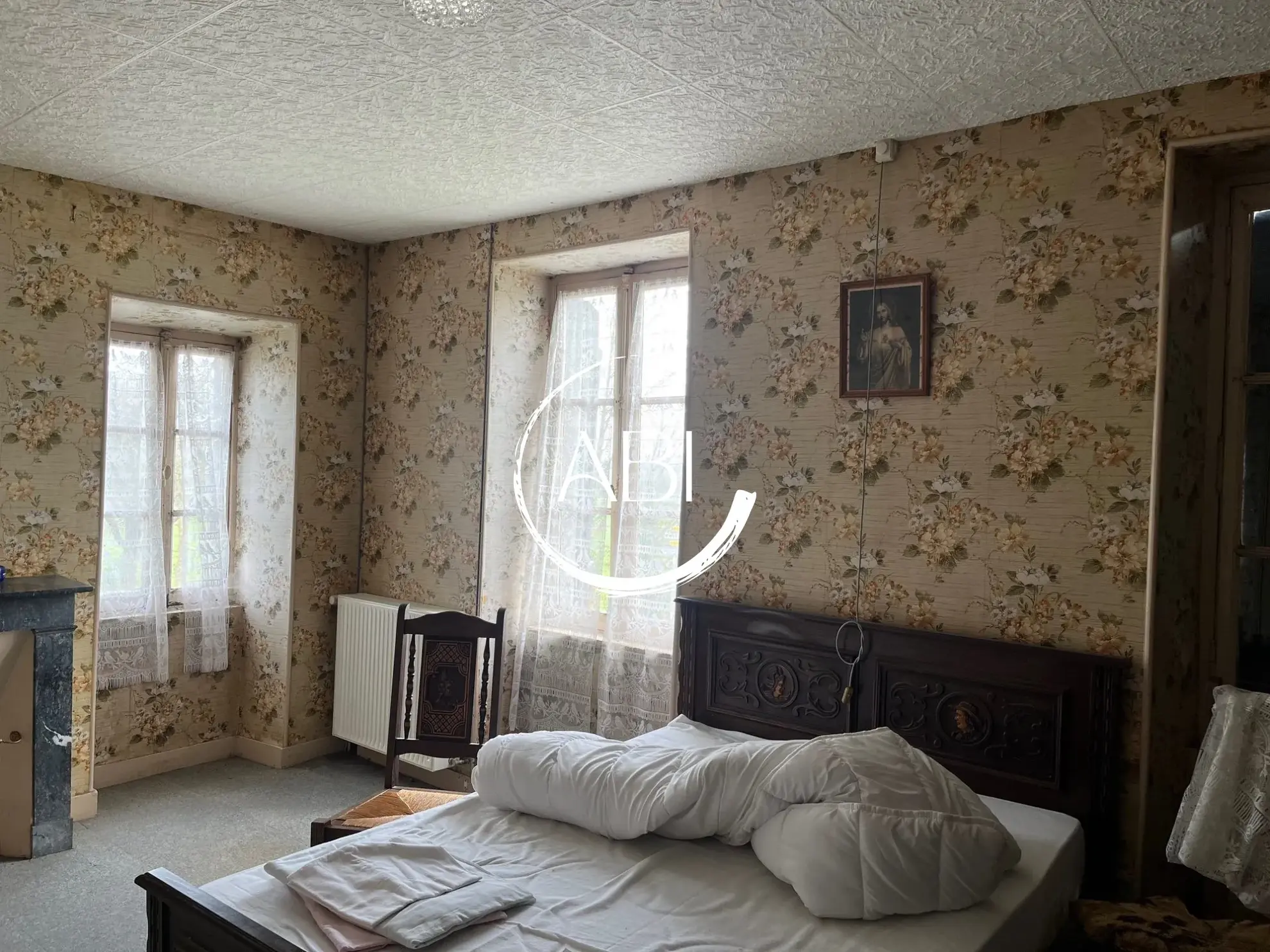 Maison en pierre à rénover avec terrain en Nord Mayenne, 108 m², 3 chambres 